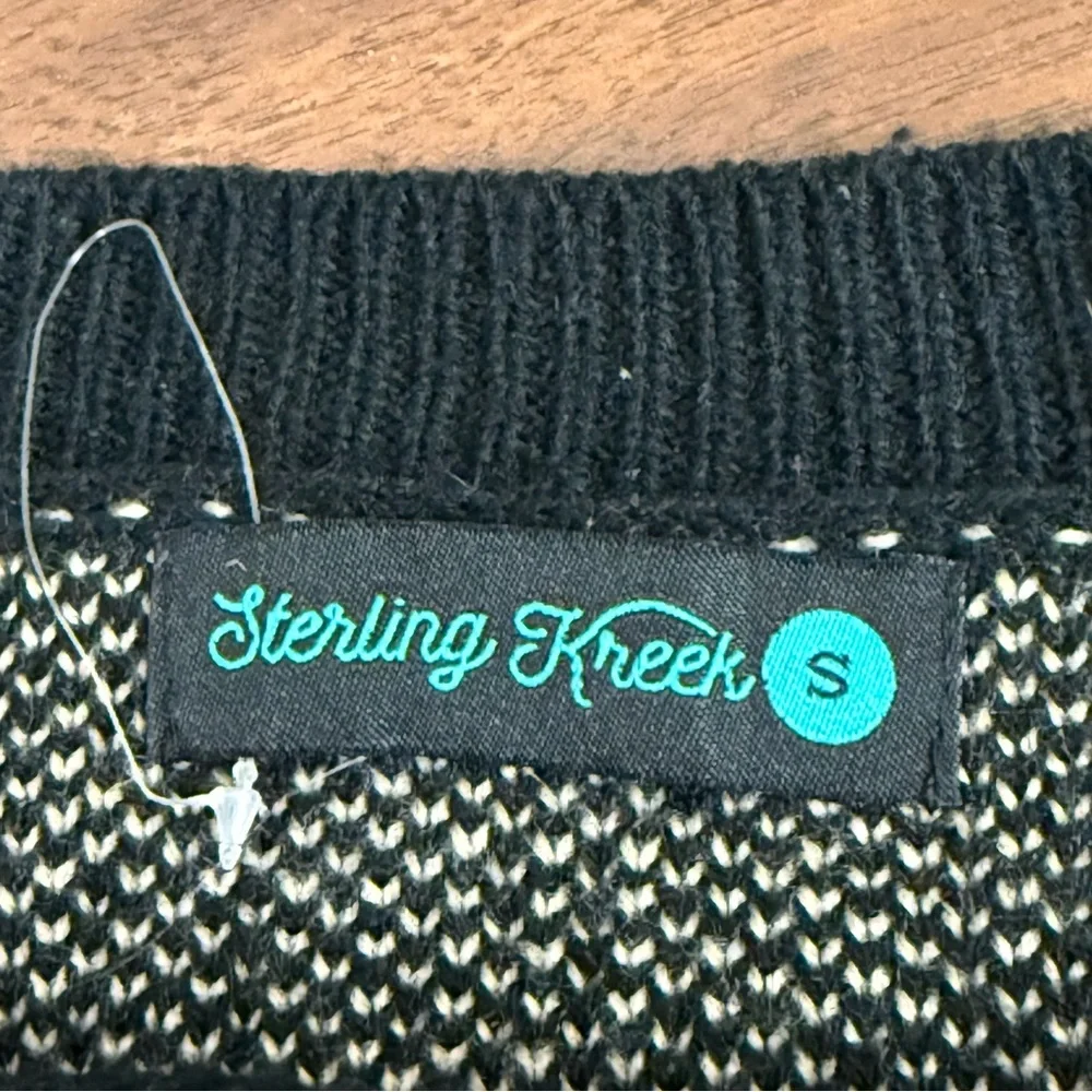 Sterling Kreek Black Aztec Southwestern Knit Sweater Pullover Size Small - Picture 5 of 7